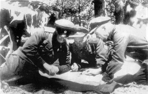 С.В.Руднев, С.А.Ковпак, Г.Я.Базыма. 1943 г.
